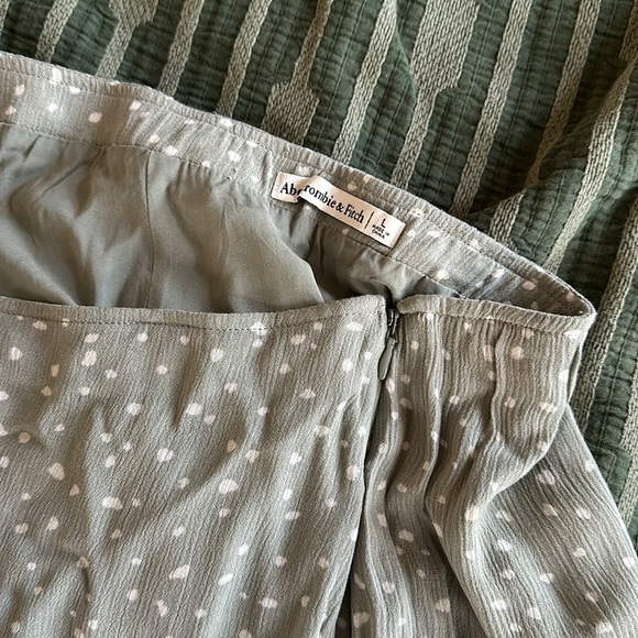 Abercrombie skirt size L - Picture 7 of 8